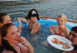 The Do's And Don’ts Of Hot Tub Etiquette